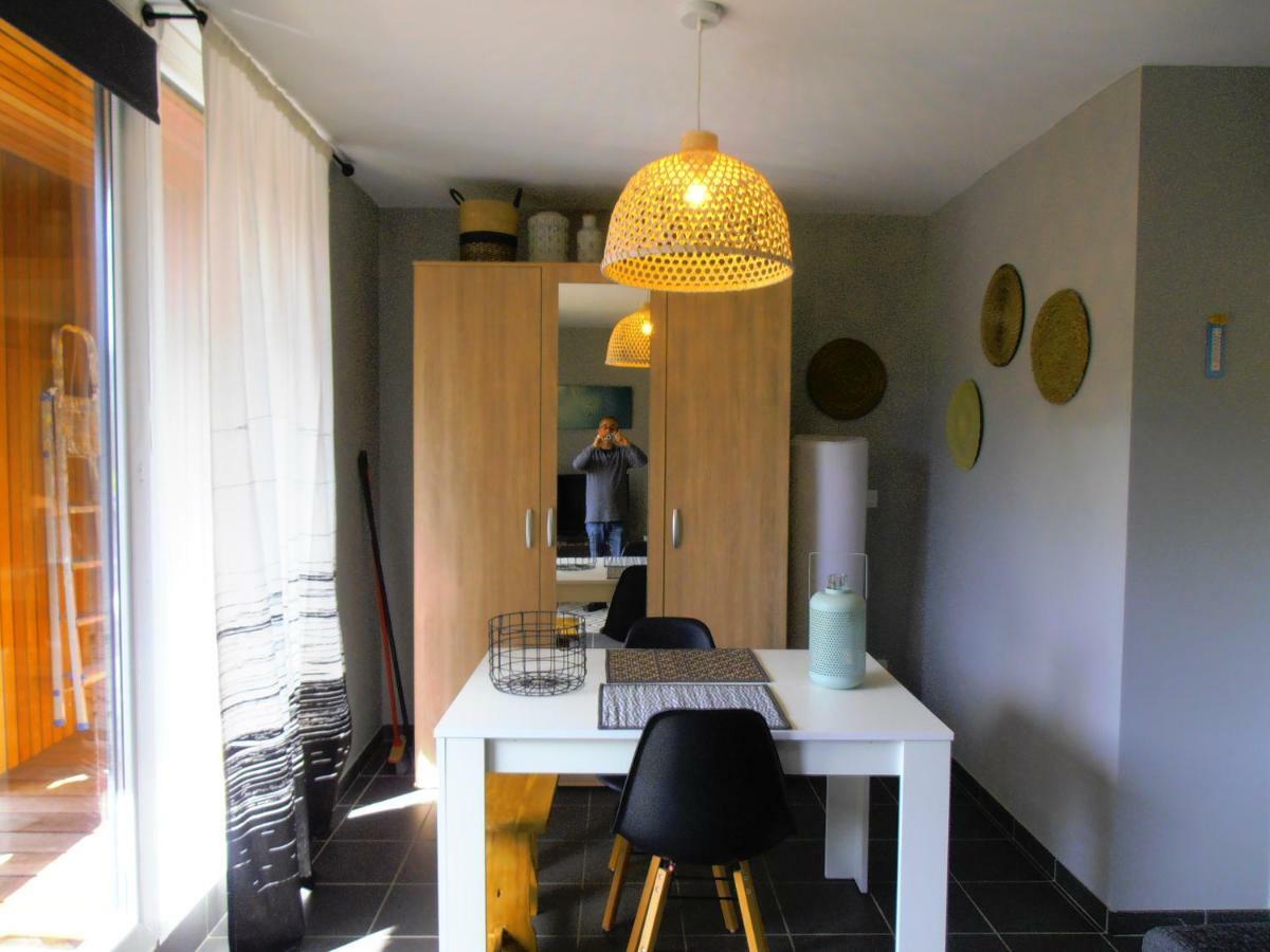 Studio Le Vedeur Avec Balcon Vue Sur Riviere Durbuy Exterior photo